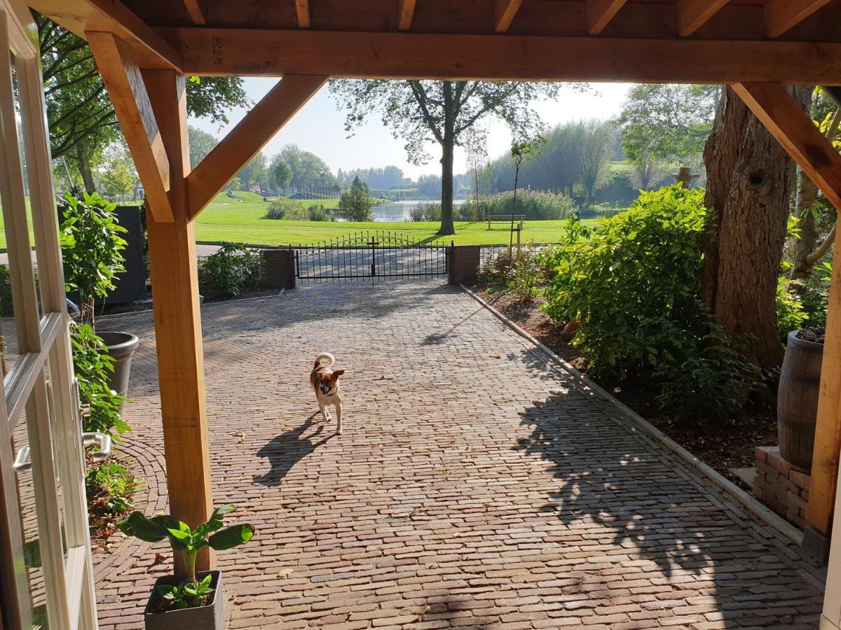 The Walnut Tree Bed & Breakfast Hellevoetsluis Luaran gambar